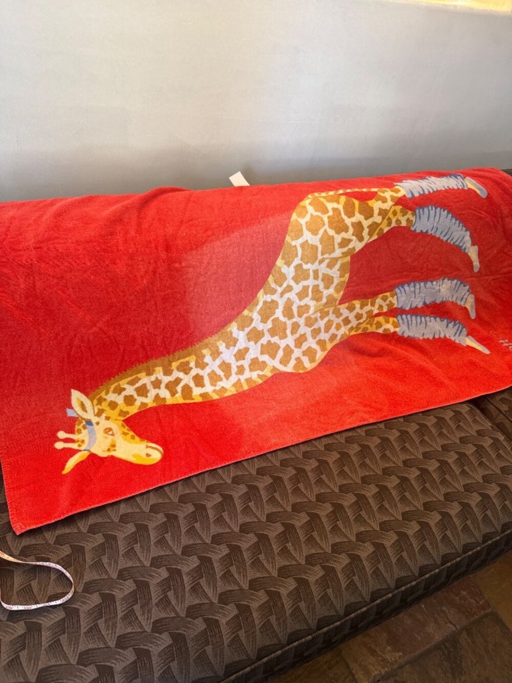 Lovett Red Giraffe Print Cotton Beach Towel 100% Cotton Fun Design Vintage